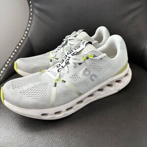 On Cloudsurfer Men’s Size 11